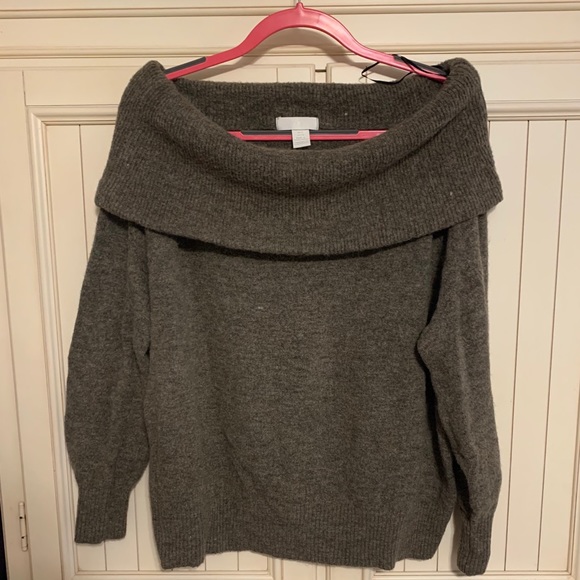 H&M Sweaters - H&M off the shoulder sweater
